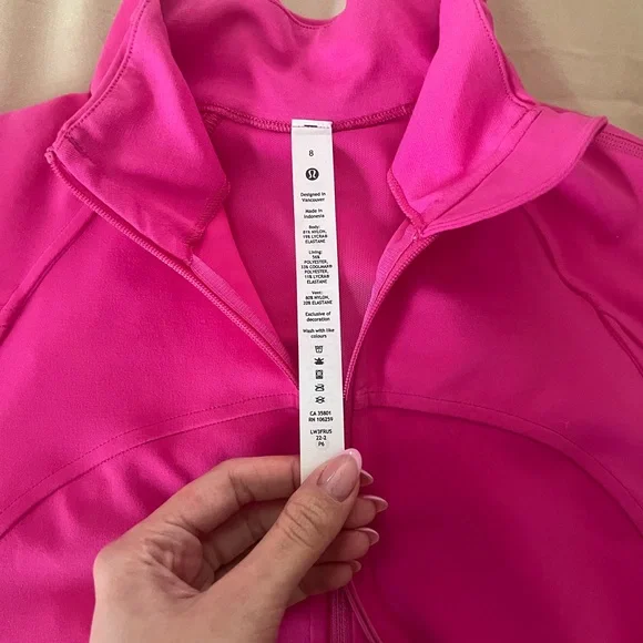 Lululemon Nulu Cropped Define Jacket - Picture 7 of 8